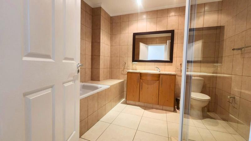 To Let 3 Bedroom Property for Rent in Pinnacle Point Golf Estate Western Cape